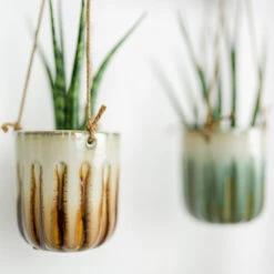 Alice Hanging Plant Pots - Set Of 3 - Caramel 6 Alice Hanging Plant Pots - Set Of 3 - Caramel -Indoor Plant Store Alice Hanging Plant Pots Set of 3 Caramel Lifestyle 02