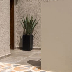 Bouvy Natural Planter - Black 16 Bouvy Natural Planter - Black -Indoor Plant Store Bouvy Natural Planter Black Lifestyle 4