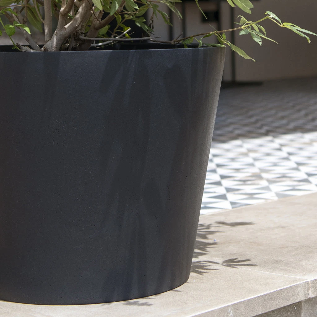 Bucket Natural Planter - Black 8 Bucket Natural Planter - Black - Image 8