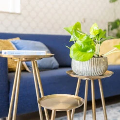 Feico Plant Bowl - Mint Grey -Indoor Plant Store Feico Plant Bowl Shiny Mint Lifestyle 01